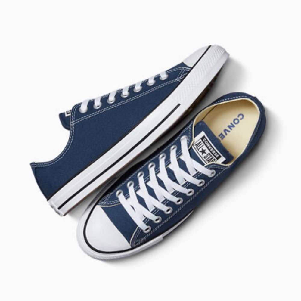 ICONICALLY KNOWN & LOVED CONVERSES STYLISH CLASSICS NAVY LACEUP SNEAKERS: UNISEX
